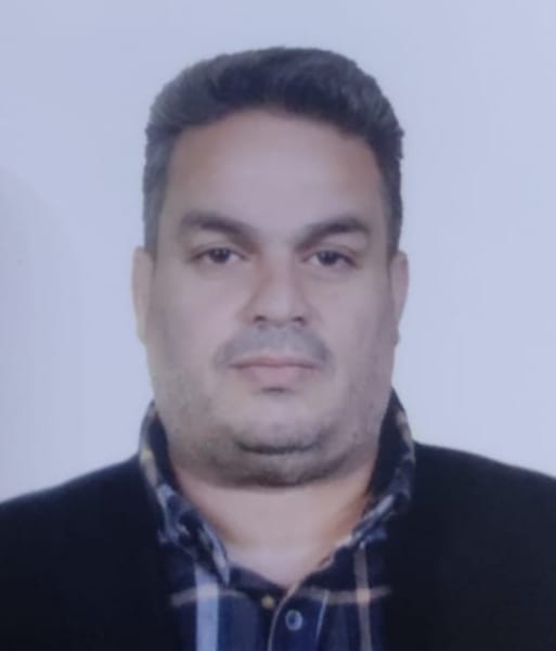 الأستاذ يوسف محمد ناصر